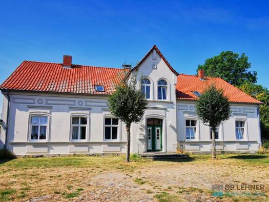 Bauernhaus zum Kauf 390.000 € 9 Zimmer 275 m² 12.267 m² Grundstück Meesiger 17111