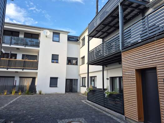 Wohnung zur Miete 750 € 1,5 Zimmer 100 m² Geschoss 1/3 frei ab 15.11.2026 Rasenstraße 7 Bollstedt Mühlhausen 99998