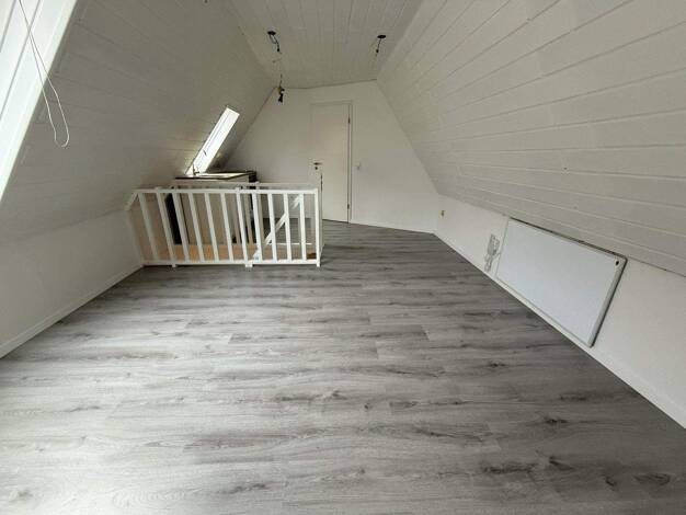 Wohnung zur Miete 540 € 3 Zimmer 51,9 m² 3. Geschoss frei ab 15.12.2025 Schloßstraße 40 Gundelsheim 74831