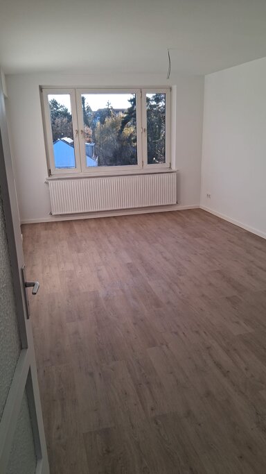 Wohnung zur Miete 950 € 3 Zimmer 70 m² 3. Geschoss frei ab sofort An der Strangriede 68 Nordstadt Hannover 30167