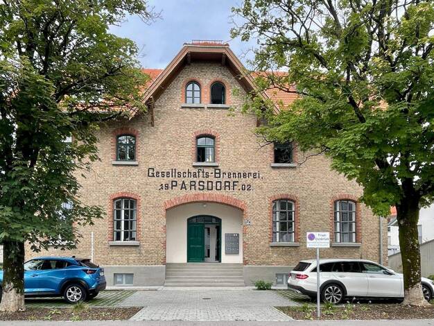 Wohnung zur Miete 1.090 € 2 Zimmer 65,6 m² frei ab 01.12.2025 Parsdorf 85599