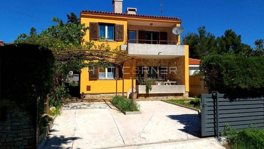 Haus zum Kauf 420.000 € 5 Zimmer 150 m² 235 m² Grundstück Premantura, Pomer