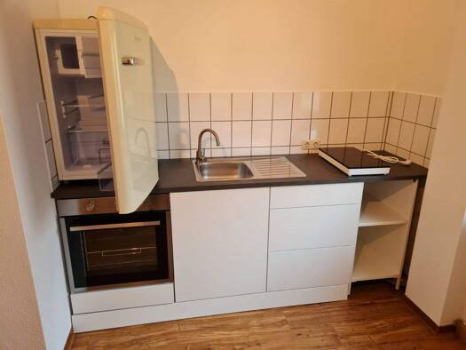 Wohnung zur Miete 290 € 2 Zimmer 45,6 m² 1. Geschoss frei ab 01.02.2026 An der Pörze 4 Nord Rudolstadt 07407