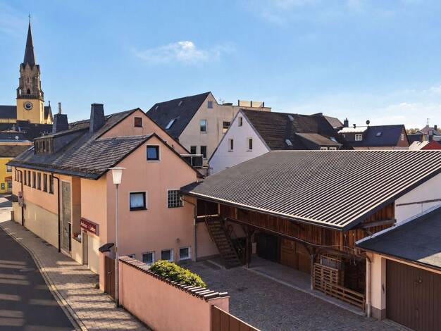 Haus zum Kauf 16 Zimmer 303,6 m² 848 m² Grundstück Selb Selb 95100
