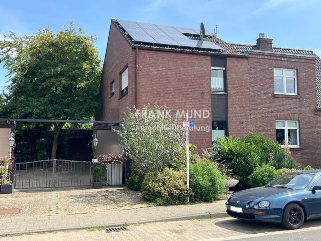 Doppelhaushälfte zum Kauf 399.000 € 3 Zimmer 140 m² 739 m² Grundstück Wolfsittard Mönchengladbach-Wolfsittard 41179