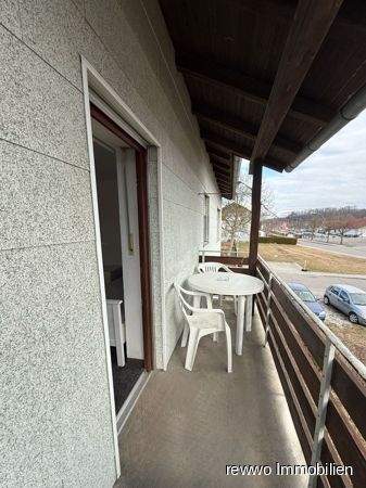 Immobilie in Burgkirchen an der Alz - Großes Grundstück mit Altbestand - Vielseitige Entwicklungsmöglichkeiten in Burgkirchen - Bild 1