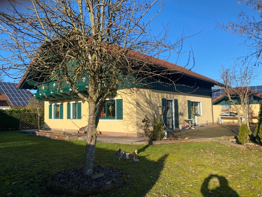 Einfamilienhaus zum Kauf 1.500.000 € 6 Zimmer 206 m²<br/>Wohnfläche 14.880 m²<br/>Grundstück Windorf Windorf 94575