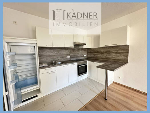 Wohnung zur Miete 375 € 2 Zimmer 55,9 m² 2. Geschoss frei ab 01.06.2026 Liebknechtstr. 58 Westend Plauen 08523
