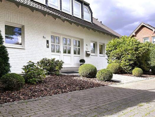 Einfamilienhaus zum Kauf 990.000 € 4 Zimmer 225,3 m² 636 m² Grundstück Ilverich Meerbusch 40668