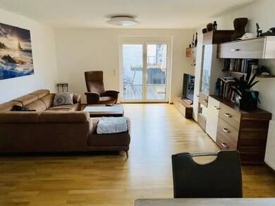 Wohnung zur Miete 1.000 € 3 Zimmer 95 m² Geschoss 2/3 frei ab 01.10.2025 Bamberger Straße 18 Neustadt Neustadt an der Aisch 91413