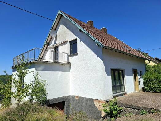 Einfamilienhaus zum Kauf 219.000 € 5 Zimmer 137 m² 629 m² Grundstück frei ab sofort Auf Strützberg 16 Merzig Merzig 66663