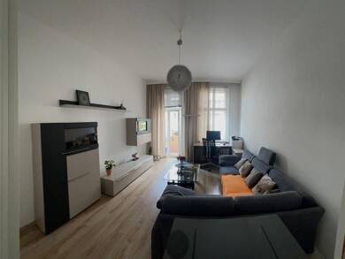 Wohnung zur Miete 1.100 € 2 Zimmer 65 m² Geschoss 2/3 frei ab 01.09.2025 Berlin 12167