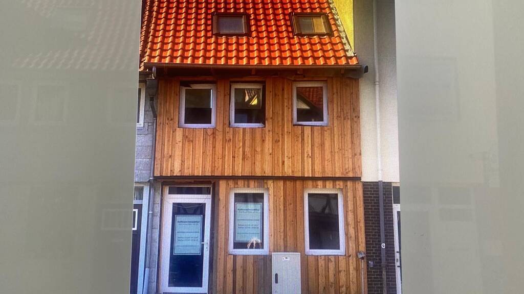 Reihenmittelhaus zum Kauf 89.000 € 5 Zimmer 134 m² 169 m² Grundstück frei ab sofort Bad Salzgitter 38259