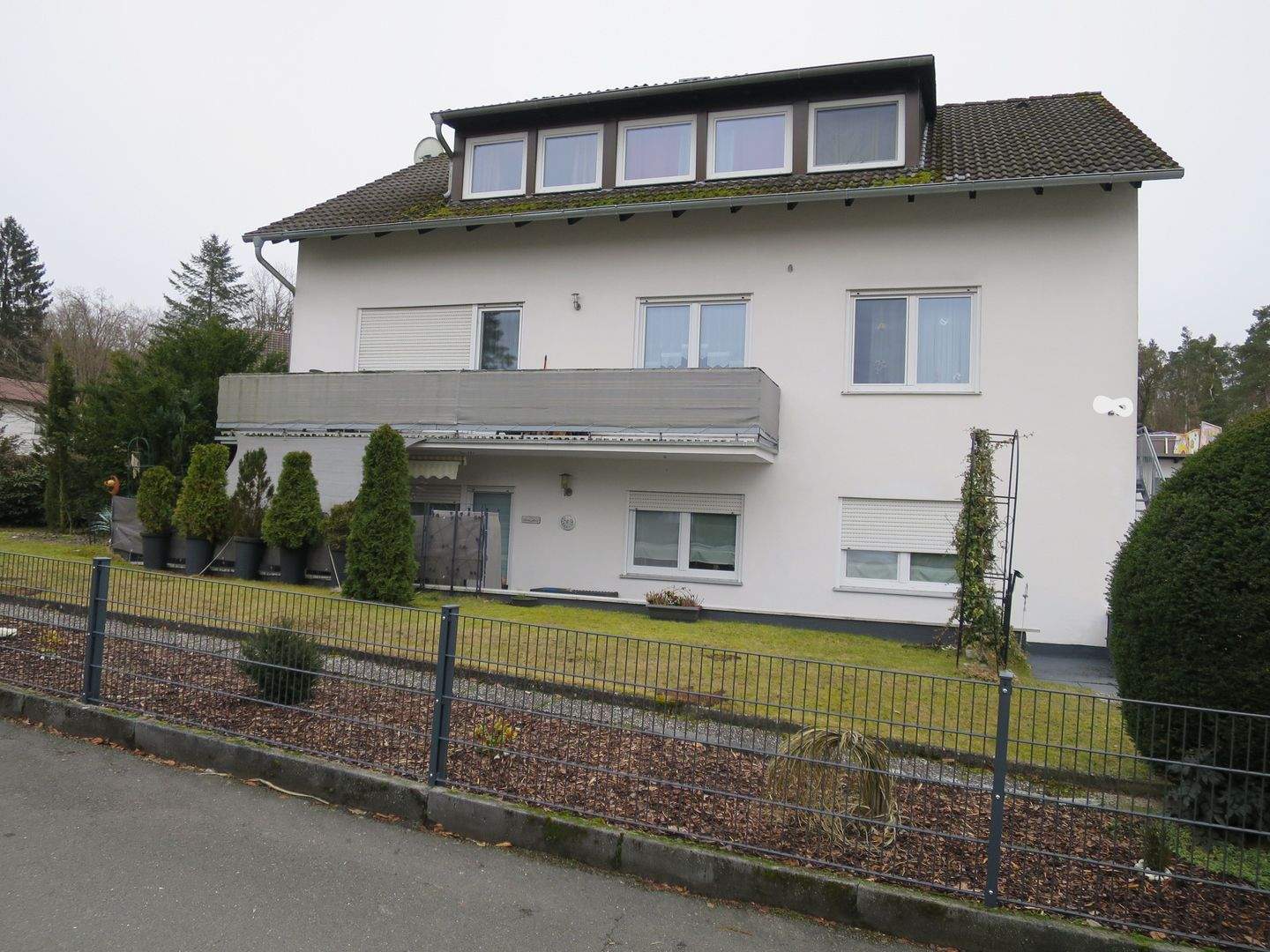 Immobilie in Röttenbach - Sehr gepflegtes 3 Familienhaus - Bild 1
