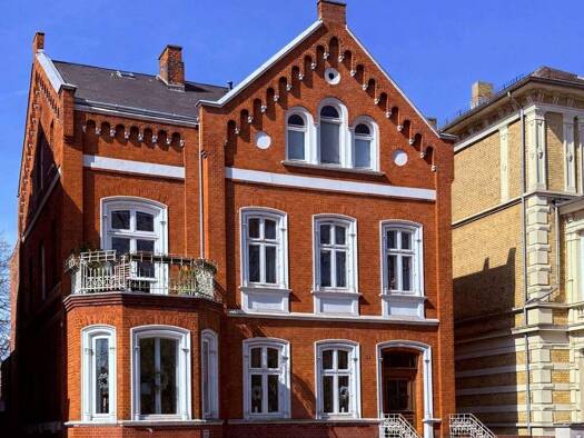 Mehrfamilienhaus zum Kauf als Kapitalanlage geeignet 1.795.000 € 12 Zimmer 380 m² 946 m² Grundstück Altstadt Lüneburg 21335