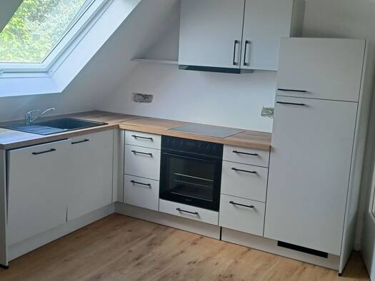 Wohnung zur Miete 670 € 2 Zimmer 53 m² Geschoss 1/2 frei ab sofort Strullendorf Strullendorf 96129