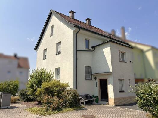 Haus zum Kauf 159.000 € 5 Zimmer 118 m² 200 m² Grundstück Hammerweg Weiden in der Oberpfalz 92637