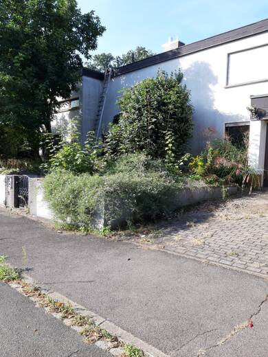 Einfamilienhaus zum Kauf 500.000 € 9 Zimmer 160 m² 876 m² Grundstück frei ab sofort Im Tal 16 Bronnamberg Zirndorf 90513