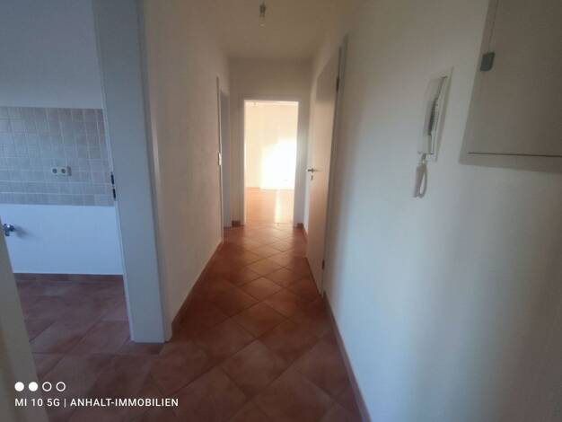 Wohnung zur Miete 400 € 2 Zimmer 53 m² 3. Geschoss frei ab sofort Ziebigker Straße 27 Siedlung Dessau-Roßlau 06846