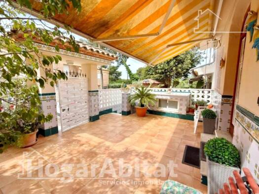 Reihenhaus zum Kauf 430.000 € 5 Zimmer 264 m² 283 m² Grundstück PINTOR ÀLEX ALEMANY Torrent 46900