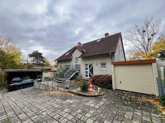 Mehrfamilienhaus zum Kauf 575.000 € 7 Zimmer 257,5 m² 570 m² Grundstück Braunschweig 38102