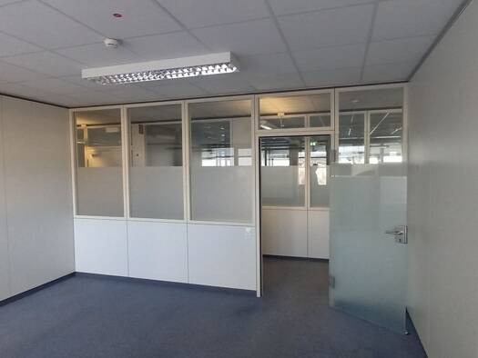 Bürofläche zur Miete 1.144 m² Bürofläche teilbar ab 557 m² Bettenhausen Kassel 34123