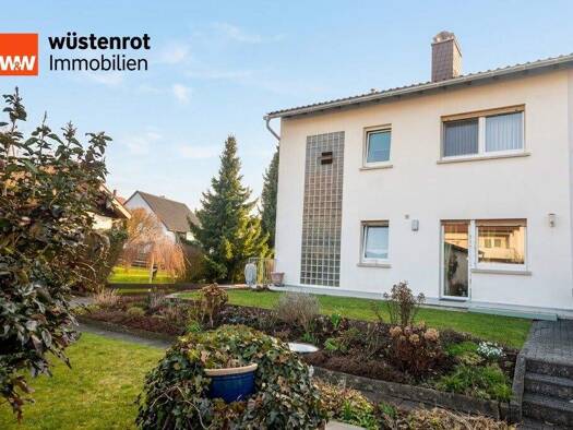 Doppelhaushälfte zum Kauf 279.000 € 6 Zimmer 135 m² 546 m² Grundstück Lauterbach 36341