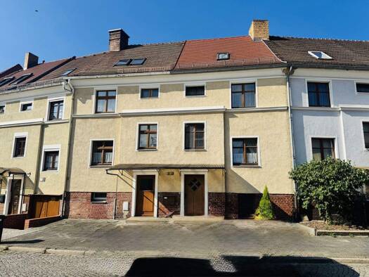 Reihenmittelhaus zum Kauf 115.000 € 4 Zimmer 61,6 m² 176 m² Grundstück Südstadt Görlitz 02826