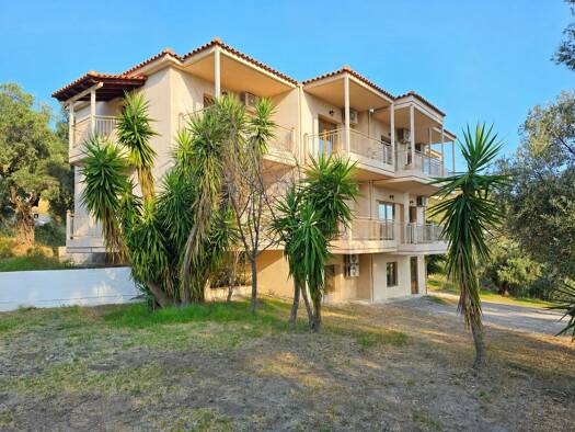 Haus zum Kauf 590.000 € 595 m² 5.884 m² Grundstück Mantoudi - Limni - Aghia Anna Municipality 34005