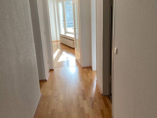 Wohnung zur Miete 600 € 3 Zimmer 74 m² Geschoss 3/8 frei ab sofort West Kassel 34119