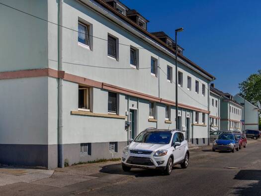 Wohnung zur Miete nur mit Wohnberechtigungsschein 463 € 4 Zimmer 79,8 m² 1. Geschoss frei ab 01.09.2026 Neuenhof 87 Süd Remscheid 42859