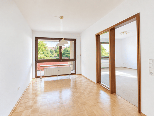 Wohnung zum Kauf 329.000 € 4,5 Zimmer 110 m² Lengfeld Würzburg 97076