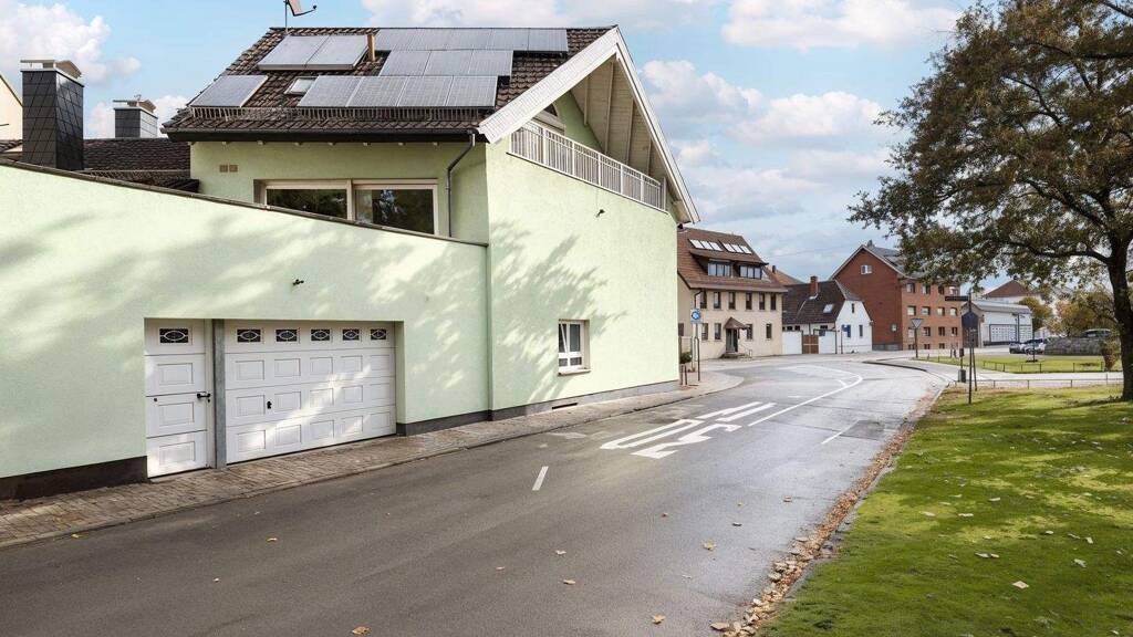 Einfamilienhaus zum Kauf 699.000 € 5 Zimmer 149 m² 94 m² Grundstück Schwetzingen 68723