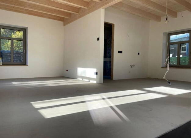 Doppelhaushälfte zur Miete 850 € 2 Zimmer 70 m² 88 m² Grundstück Keltenstr. 12 Starzeln Burladingen-Starzeln 72393
