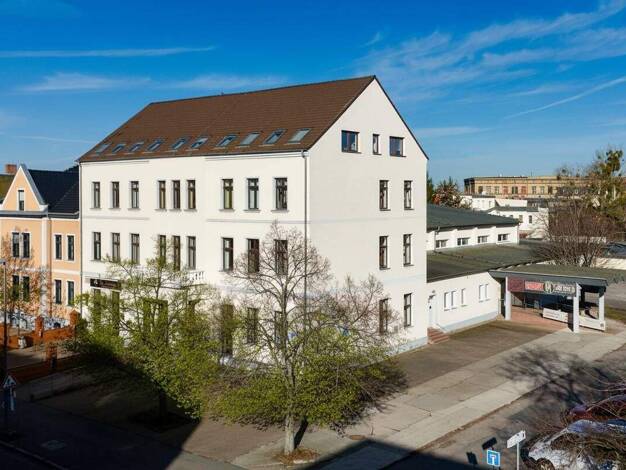 Haus zum Kauf 2.110 m² Grundstück Lindenstraße 14 Bitterfeld Bitterfeld-Wolfen 06749