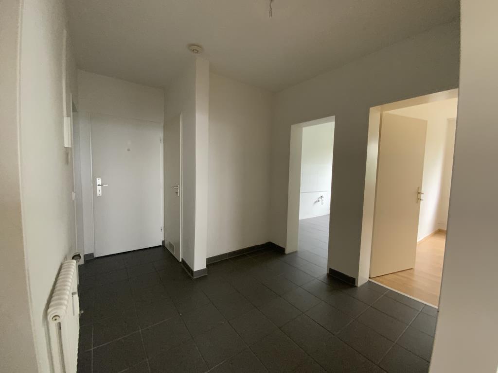 Wohnung zur Miete 419 € 3 Zimmer 78 m²<br/>Wohnfläche 3.<br/>Geschoss 30.09.2024<br/>Verfügbarkeit Amselstraße 42 Langenberg-Hopscheid Velbert 42555