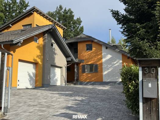 Mehrfamilienhaus zur Miete 1.950 € 6 Zimmer 240 m² 1.257 m² Grundstück Köttmannsdorf 9161