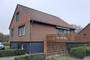 Einfamilienhaus zum Kauf 120.000 € 5 Zimmer 130 m² 781 m² Grundstück Dorfstr. 79 Zeetze Zeetze 19273