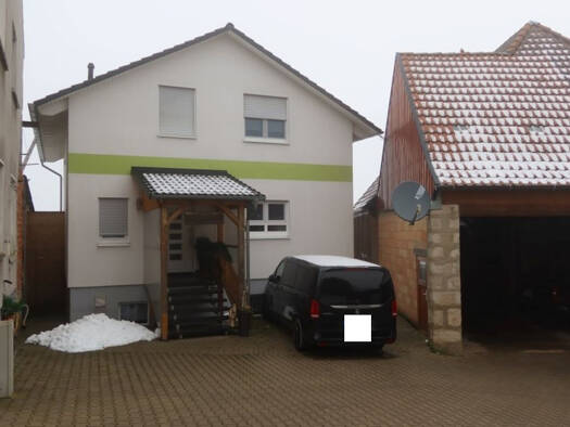 Mehrfamilienhaus zum Kauf provisionsfrei 249.000 € 9 Zimmer 271,7 m² 2.610 m² Grundstück Sixtenberg Geiselwind 96160