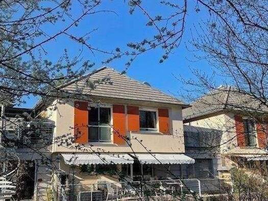 Einfamilienhaus zum Kauf 649.000 € 4 Zimmer 149 m² 246 m² Grundstück frei ab sofort Burgfarrnbach Fürth 90768