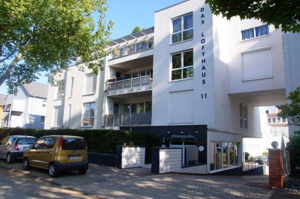 Wohnung zur Miete 700 € 3 Zimmer 143 m²<br/>Wohnfläche ab sofort<br/>Verfügbarkeit Karl-Zahnstr. Westfalendamm - Nord Dortmund 44141