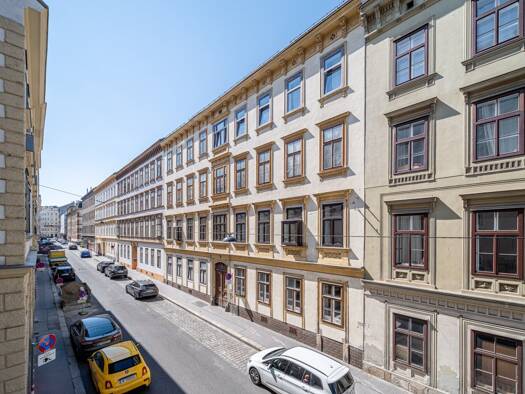 Gewerbeobjekt zum Kauf als Kapitalanlage geeignet 2.650.000 € 865 m² 521 m² Grundstück Margareten 1050