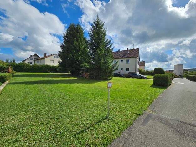 Haus zum Kauf 288.000 € 6,5 Zimmer 141,8 m² 1.555 m² Grundstück Plech 91287