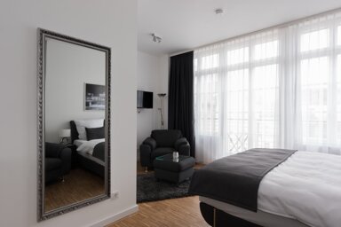 Wohnung zur Miete Wohnen auf Zeit 1.590 € 1 Zimmer 40 m² frei ab 02.01.2025 Brunnen Straße Mitte Berlin 10119