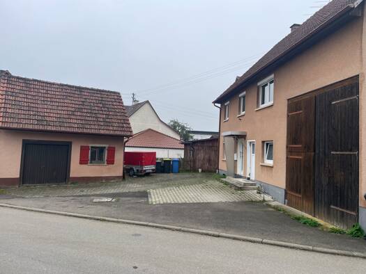Bauernhaus zum Kauf 185.000 € 4 Zimmer 100 m² 470 m² Grundstück frei ab sofort Schwandorf Neuhausen ob Eck 78579
