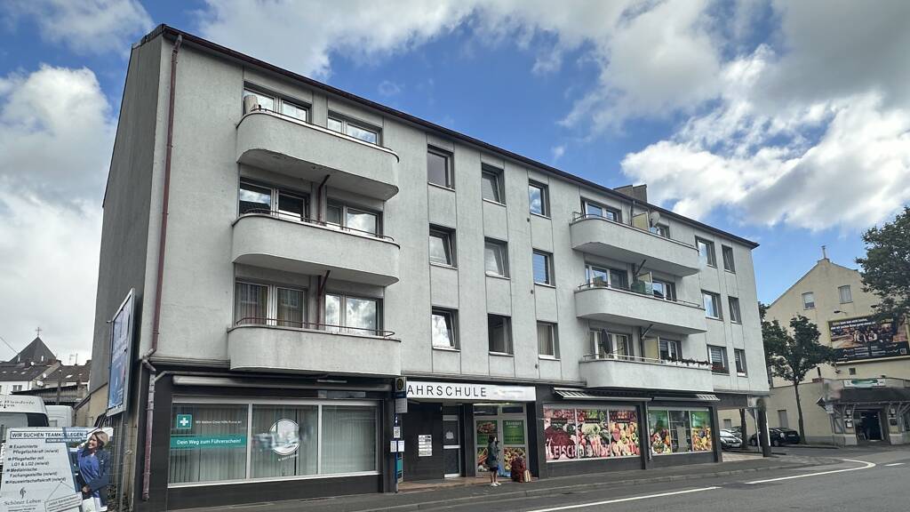 Mehrfamilienhaus zum Kauf als Kapitalanlage geeignet 3.000.000 € 2.219 m² 1.616 m² Grundstück Düren 52353