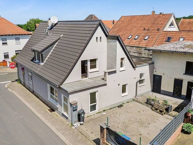 Einfamilienhaus zum Kauf 330.000 € 5 Zimmer 141 m² 336 m² Grundstück frei ab sofort Kleestadt Groß-Umstadt 64823