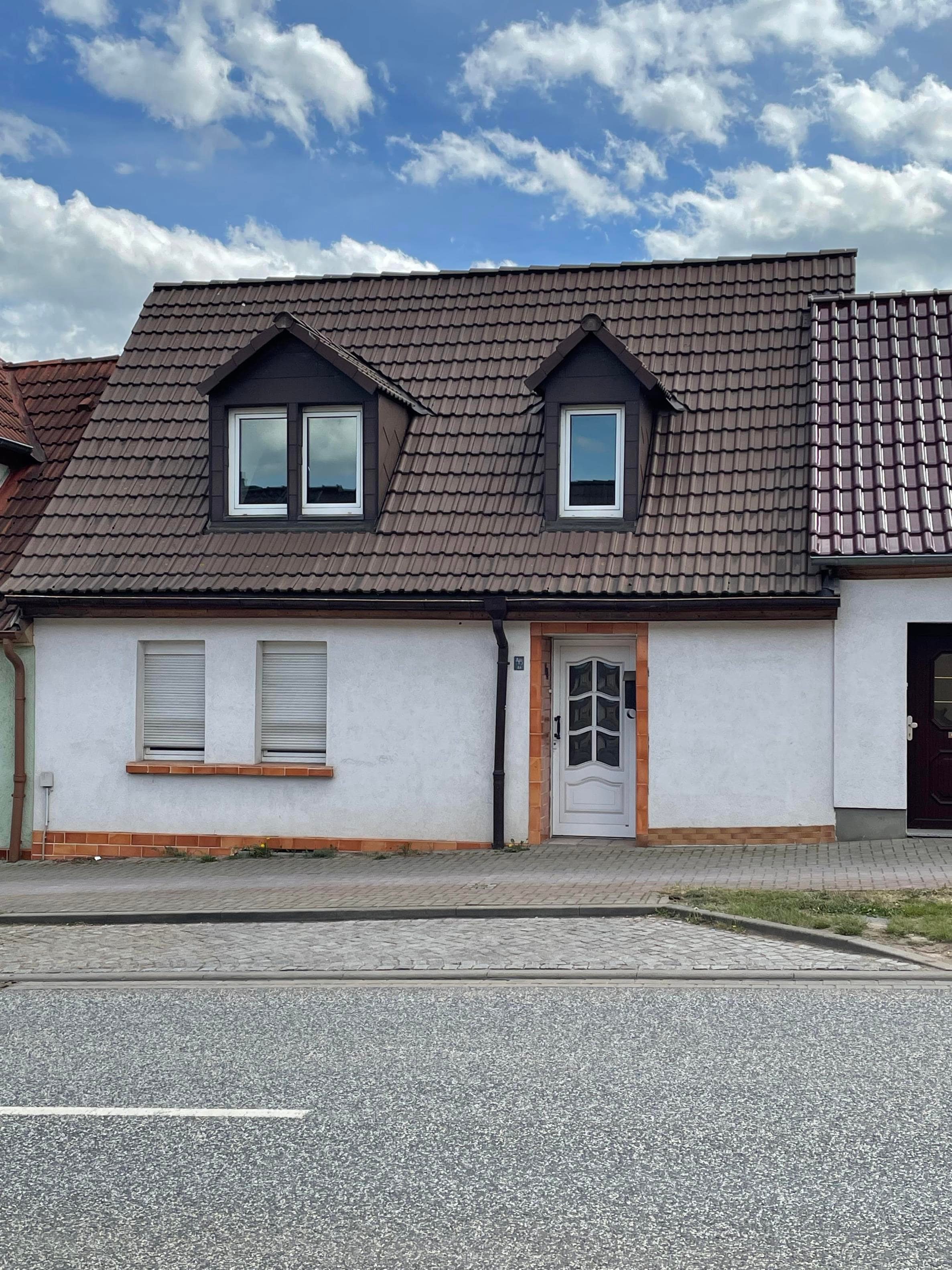 Reihenmittelhaus zum Kauf 32.500 € 3 Zimmer 90 m²<br/>Wohnfläche 294 m²<br/>Grundstück Alsleben Alsleben 06425