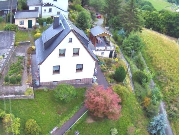 Einfamilienhaus zur Versteigerung 95.000 € 5 Zimmer 90 m² 681 m² Grundstück Greiz Greiz 07973