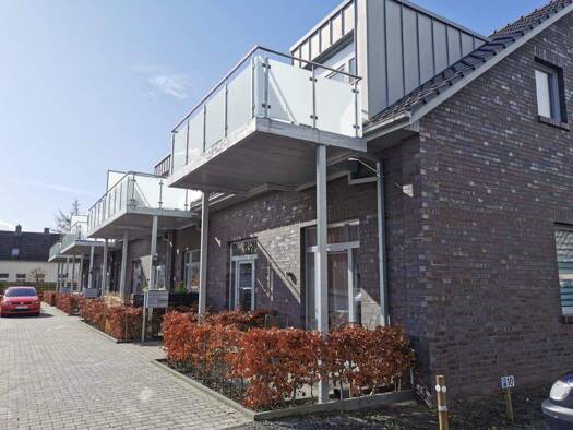 Wohnung zur Miete 950 € 3 Zimmer 70,5 m² 2. Geschoss frei ab 01.05.2026 Osternburg Oldenburg 26135